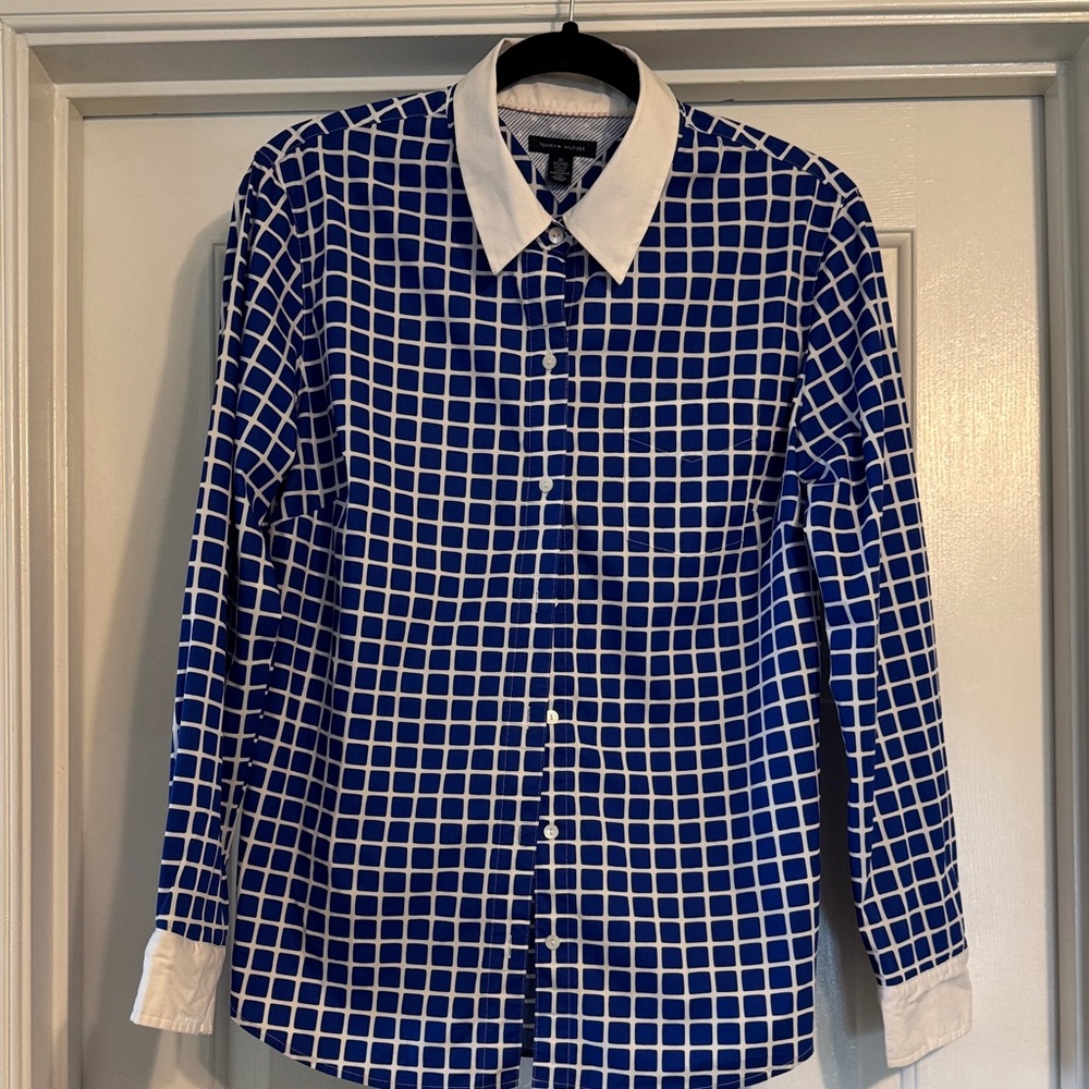 Tommy Hilfiger Blue and White Grid Pattern Shirt